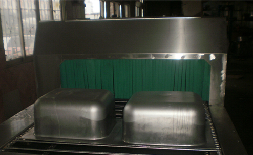 Ultrasonic cleaning line for stainless steel kitchen sinks