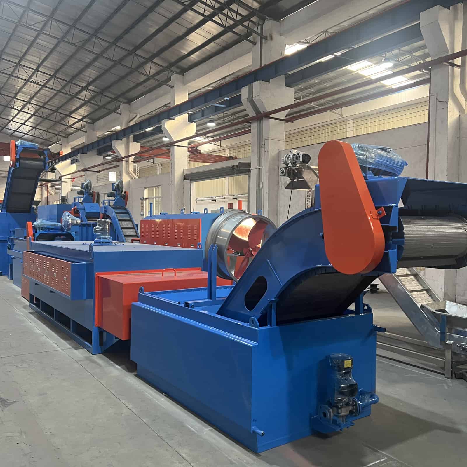 Understanding Mesh Belt Furnaces: Continuous Heat Treatment for Mass Production